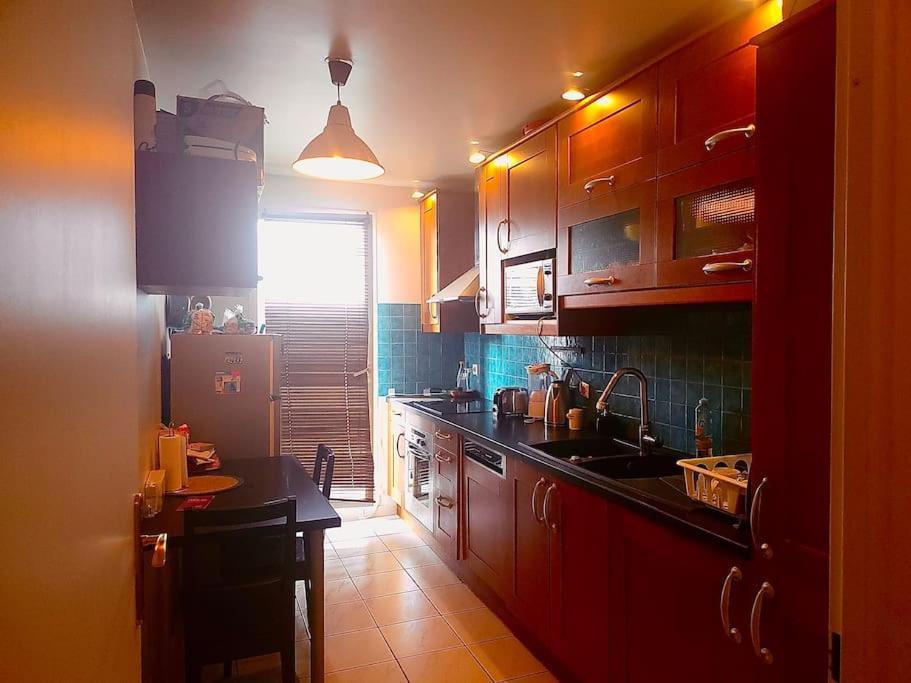 Апартаменти Cozy Haven Near Paris La Defense Grande Arche Курбевуа Екстер'єр фото